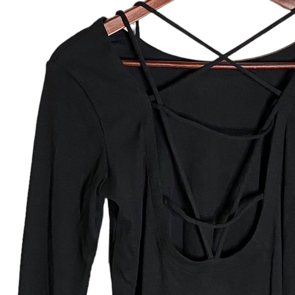 Chaser Ribbed Black Tunic Long Sleeve T-Shirt w Open Back Criss Cross Straps M - Picture 11 of 16